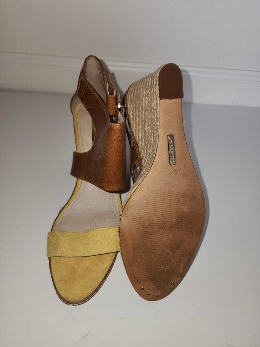 Vince Camuto Yellow Suede and Leather Wedge Size 9 - Picture 6 of 6
